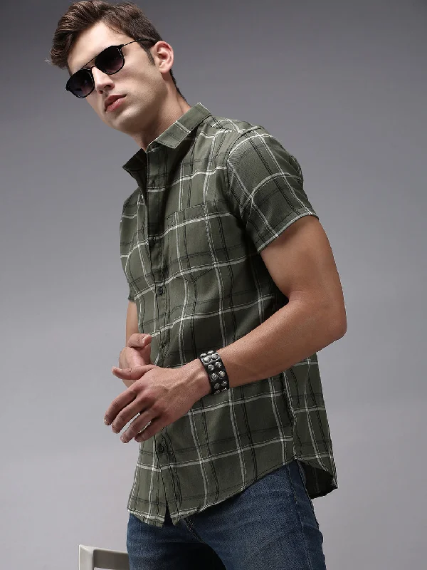 Plus Size Men's Striped Chambray Casual Shirts with a Spread Collar for a Preppy AppearanceMen Green Checked Casual Shirt Plus Size Men's Striped Chambray Casual Shirts with a Spread Collar for a Preppy AppearanceMen Green Checked Casual Shirt