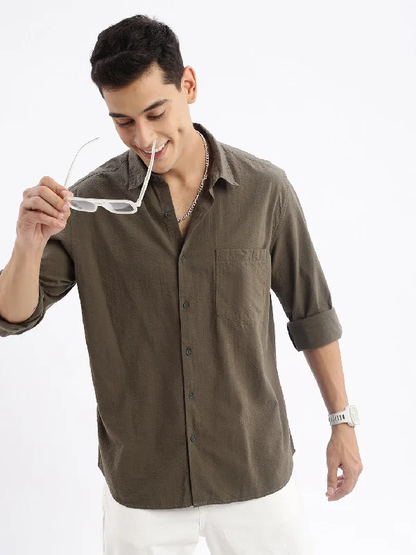 Plus Size Men's Striped Chambray Casual Shirts with a Spread Collar for a Preppy AppearanceMen Spread Collar Checked Slim Fit Olive Shirt Plus Size Men's Striped Chambray Casual Shirts with a Spread Collar for a Preppy AppearanceMen Spread Collar Checked Slim Fit Olive Shirt