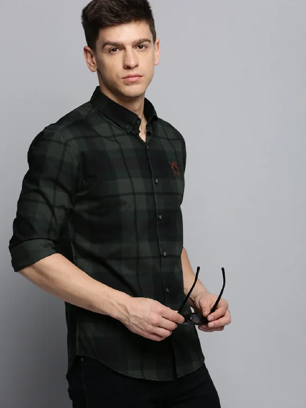 Men's Long - Line Oversized Casual Shirts in Dark Gray for a Relaxed and Modern LookMen Green Checked Casual Shirt Men's Long - Line Oversized Casual Shirts in Dark Gray for a Relaxed and Modern LookMen Green Checked Casual Shirt