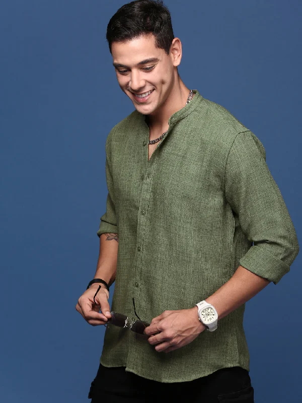 Men's Shearling - Lined Collar Casual Shirts in Brown for a Rustic and Warm AppealMen Mandarin Collar Solid Green Slim Fit Shirt Men's Shearling - Lined Collar Casual Shirts in Brown for a Rustic and Warm AppealMen Mandarin Collar Solid Green Slim Fit Shirt