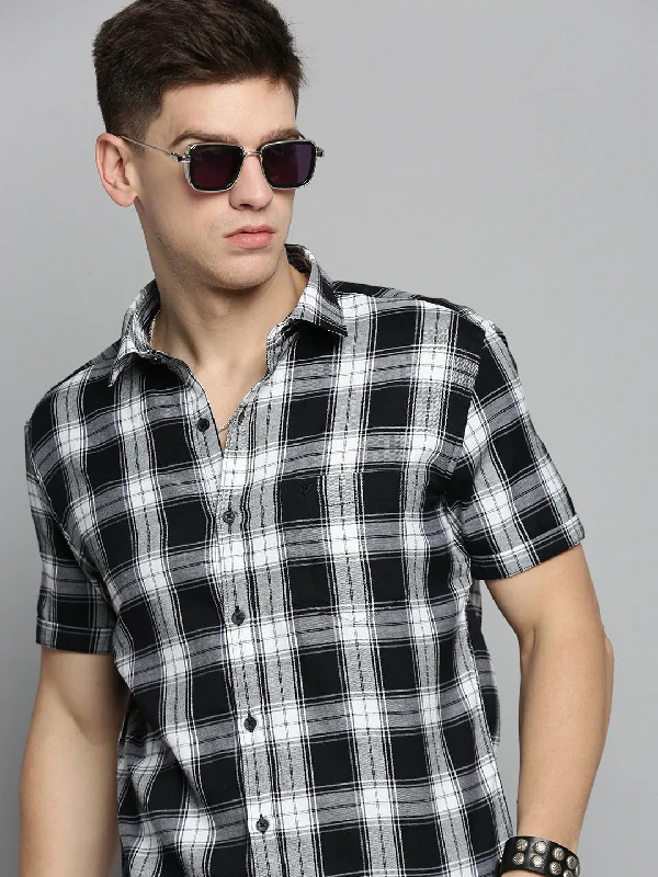 Men's Retro - Style Hawaiian Print Casual Shirts in Bold Patterns for a Tropical VacationMen White Checked Casual Shirt Men's Retro - Style Hawaiian Print Casual Shirts in Bold Patterns for a Tropical VacationMen White Checked Casual Shirt