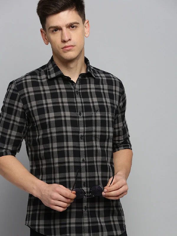 Men's Button - Down Oxford Casual Shirts in Crisp White for a Classic and Versatile StyleMen Black Checked Casual Shirt Men's Button - Down Oxford Casual Shirts in Crisp White for a Classic and Versatile StyleMen Black Checked Casual Shirt