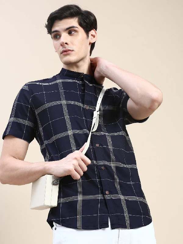 Men's Two - Tone Contrast Panel Casual Shirts in White and Navy for a Stylish and Eye - Catching DesignMen Navy Checked Casual Shirt Men's Two - Tone Contrast Panel Casual Shirts in White and Navy for a Stylish and Eye - Catching DesignMen Navy Checked Casual Shirt
