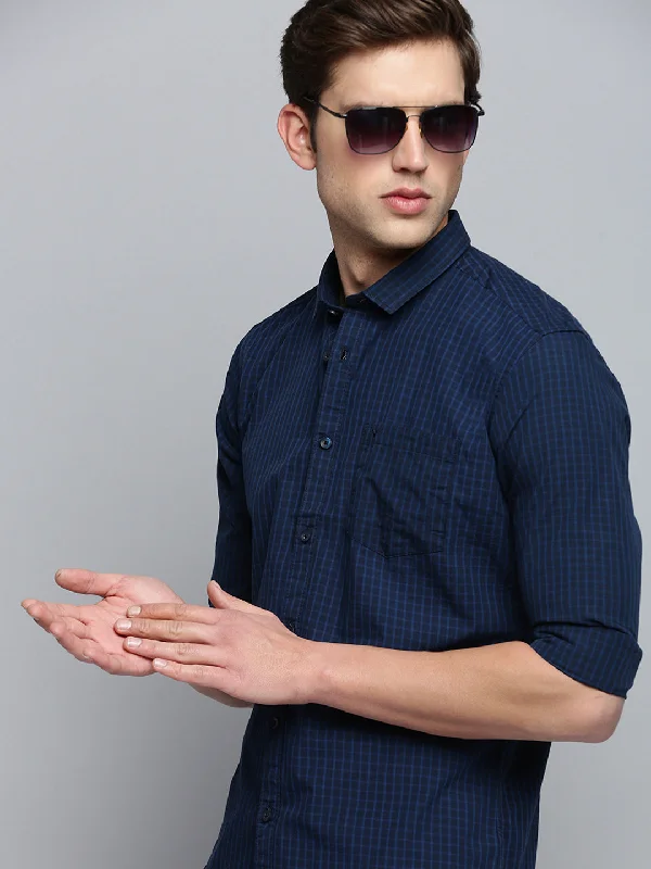 Men's Moisture - Wicking Performance Fabric Casual Shirts for Outdoor ActivitiesMen Navy Checked Casual Shirt Men's Moisture - Wicking Performance Fabric Casual Shirts for Outdoor ActivitiesMen Navy Checked Casual Shirt