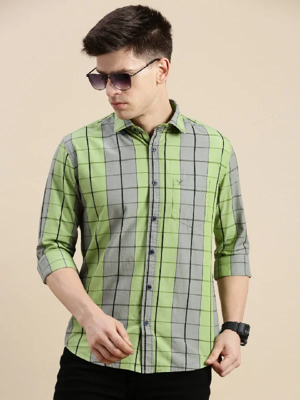 Men's Embroidered Detail Casual Shirts in Beige for a Touch of EleganceMen Spread Collar Checked Green Shirt Men's Embroidered Detail Casual Shirts in Beige for a Touch of EleganceMen Spread Collar Checked Green Shirt