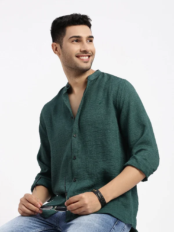Men's Shearling - Lined Collar Casual Shirts in Brown for a Rustic and Warm AppealMen Green Solid Slim Fit Shirt Men's Shearling - Lined Collar Casual Shirts in Brown for a Rustic and Warm AppealMen Green Solid Slim Fit Shirt