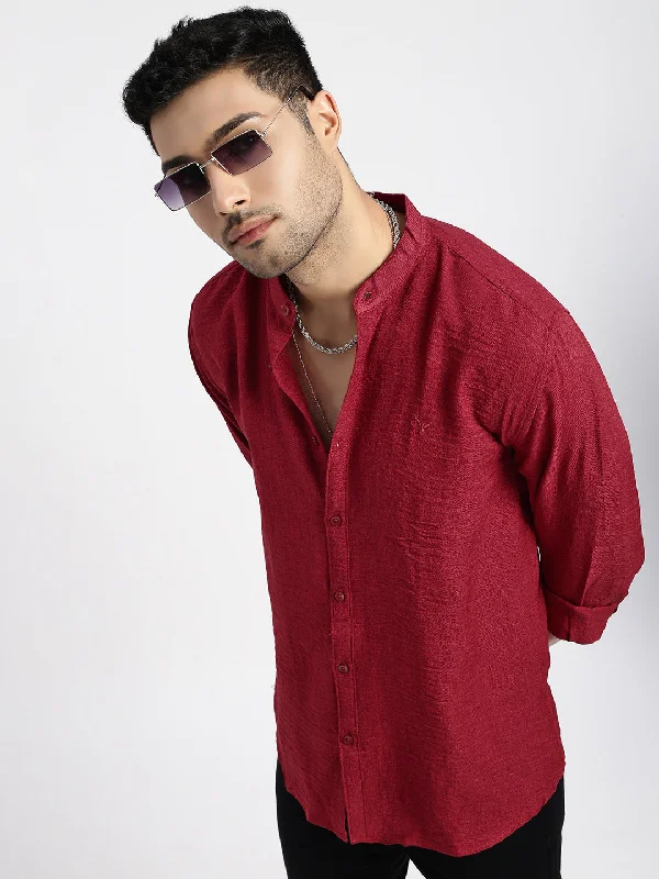 Men's Shearling - Lined Collar Casual Shirts in Brown for a Rustic and Warm AppealMen Red Solid Slim Fit Shirt Men's Shearling - Lined Collar Casual Shirts in Brown for a Rustic and Warm AppealMen Red Solid Slim Fit Shirt