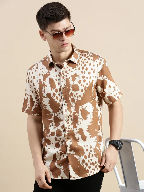 Men's Two - Tone Contrast Panel Casual Shirts in White and Navy for a Stylish and Eye - Catching DesignMen Cream Graphics Casual Shirt Men's Two - Tone Contrast Panel Casual Shirts in White and Navy for a Stylish and Eye - Catching DesignMen Cream Graphics Casual Shirt