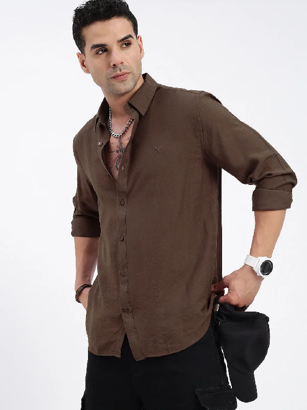 Men's Short - Sleeve Linen Casual Shirts in Light Khaki for a Breathable Summer OptionMen Solid Brown Slim Fit Shirt Men's Short - Sleeve Linen Casual Shirts in Light Khaki for a Breathable Summer OptionMen Solid Brown Slim Fit Shirt