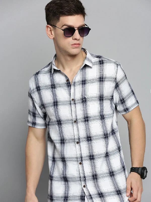 Men's Thermal - Lined Casual Shirts in Black for Added Warmth in Cold WeatherMen White Checked Casual Shirt Men's Thermal - Lined Casual Shirts in Black for Added Warmth in Cold WeatherMen White Checked Casual Shirt