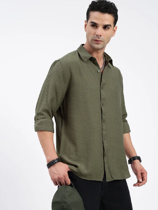 Men's Two - Tone Contrast Panel Casual Shirts in White and Navy for a Stylish and Eye - Catching DesignMen Solid Olive Slim Fit Shirt Men's Two - Tone Contrast Panel Casual Shirts in White and Navy for a Stylish and Eye - Catching DesignMen Solid Olive Slim Fit Shirt