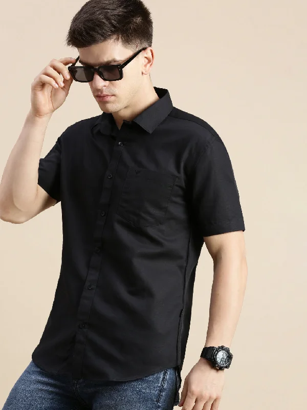 Men's Short - Sleeve Linen Casual Shirts in Light Khaki for a Breathable Summer OptionMen Black Solid Casual Shirt Men's Short - Sleeve Linen Casual Shirts in Light Khaki for a Breathable Summer OptionMen Black Solid Casual Shirt