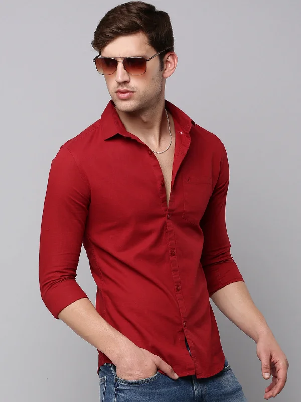 Men's Button - Down Oxford Casual Shirts in Crisp White for a Classic and Versatile StyleMen Maroon Solid Casual Shirt Men's Button - Down Oxford Casual Shirts in Crisp White for a Classic and Versatile StyleMen Maroon Solid Casual Shirt