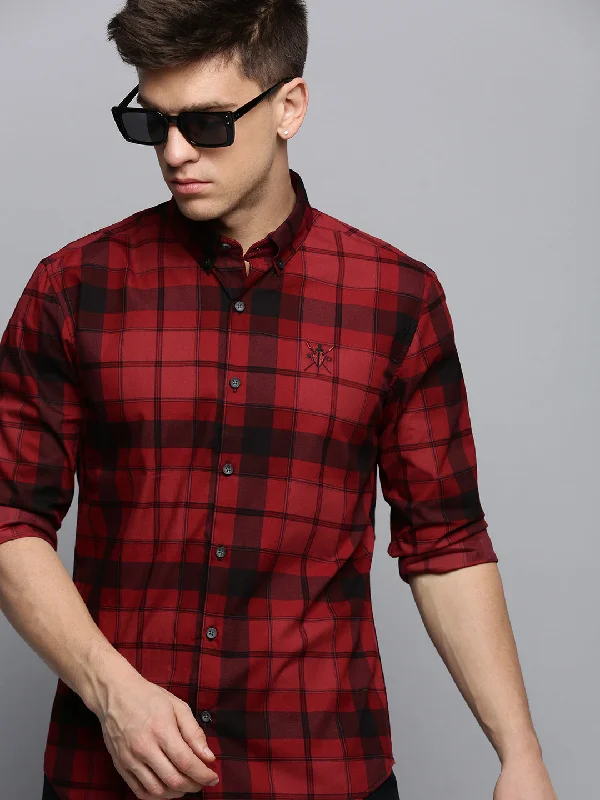 Plus Size Men's Plaid Flannel Casual Shirts in Earth Tones for a Cozy Fall OutfitMen Maroon Checked Casual Shirt Plus Size Men's Plaid Flannel Casual Shirts in Earth Tones for a Cozy Fall OutfitMen Maroon Checked Casual Shirt