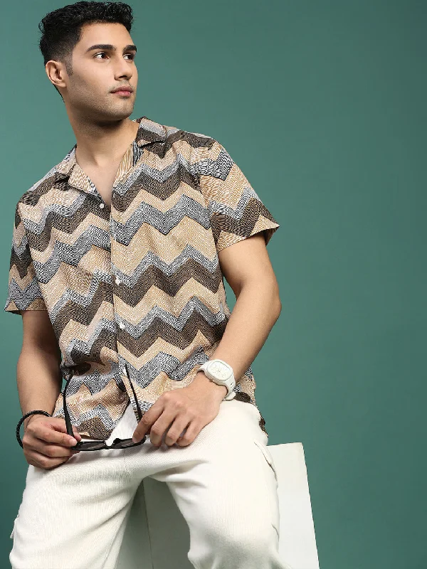 Men's Two - Tone Contrast Panel Casual Shirts in White and Navy for a Stylish and Eye - Catching DesignMen Cuban Collar Geometric Multi Relaxed Fit Shirt Men's Two - Tone Contrast Panel Casual Shirts in White and Navy for a Stylish and Eye - Catching DesignMen Cuban Collar Geometric Multi Relaxed Fit Shirt