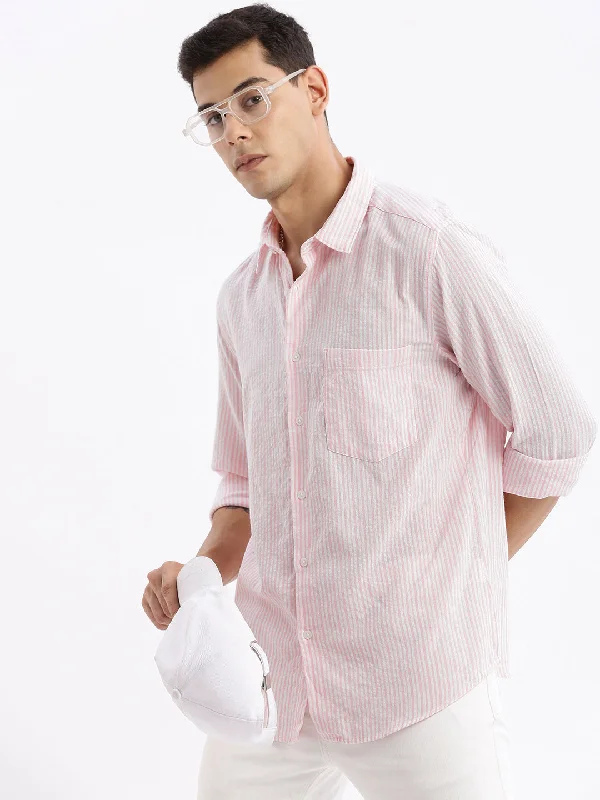 Men's Stretch - Fabric Casual Shirts in Navy Blue for a Comfortable and Flexible FitMen Spread Collar Striped Slim Fit Pink Shirt Men's Stretch - Fabric Casual Shirts in Navy Blue for a Comfortable and Flexible FitMen Spread Collar Striped Slim Fit Pink Shirt