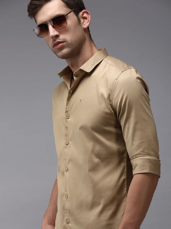 Men's Stretch - Fabric Casual Shirts in Navy Blue for a Comfortable and Flexible FitMen Beige Solid Casual Shirt Men's Stretch - Fabric Casual Shirts in Navy Blue for a Comfortable and Flexible FitMen Beige Solid Casual Shirt