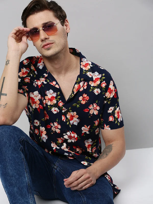 Men's Shearling - Lined Collar Casual Shirts in Brown for a Rustic and Warm AppealMen Navy Printed Casual Shirt