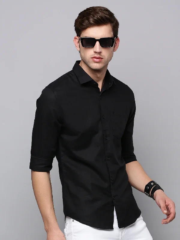 Men's Stretch - Fabric Casual Shirts in Navy Blue for a Comfortable and Flexible FitMen Black Solid Casual Shirt Men's Stretch - Fabric Casual Shirts in Navy Blue for a Comfortable and Flexible FitMen Black Solid Casual Shirt