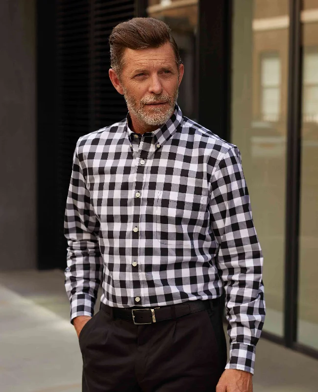 Men's Thermal - Lined Casual Shirts in Black for Added Warmth in Cold WeatherBlack White Bold Check Button-Down Shirt Men's Thermal - Lined Casual Shirts in Black for Added Warmth in Cold WeatherBlack White Bold Check Button-Down Shirt