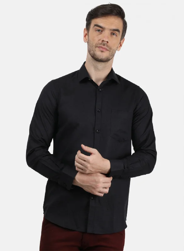 Plus Size Men's Striped Chambray Casual Shirts with a Spread Collar for a Preppy AppearanceMen Black Solid Shirt Plus Size Men's Striped Chambray Casual Shirts with a Spread Collar for a Preppy AppearanceMen Black Solid Shirt